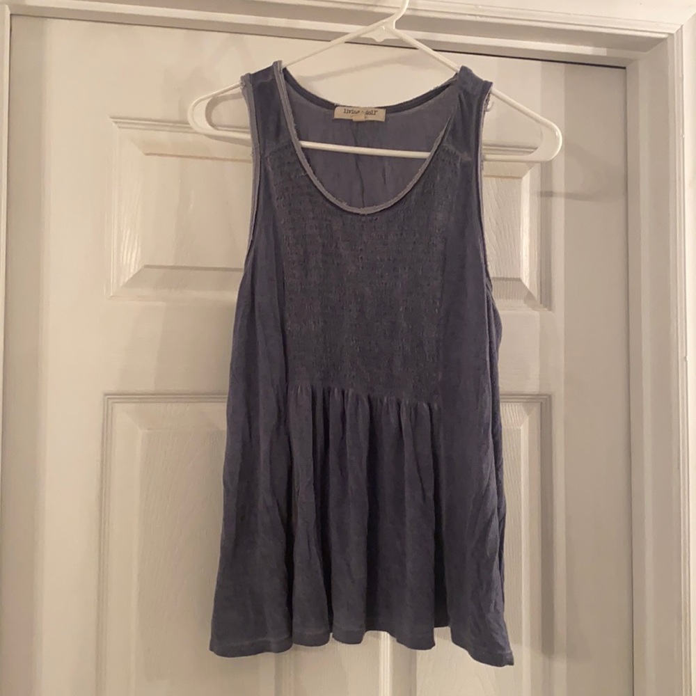 Cute blue top